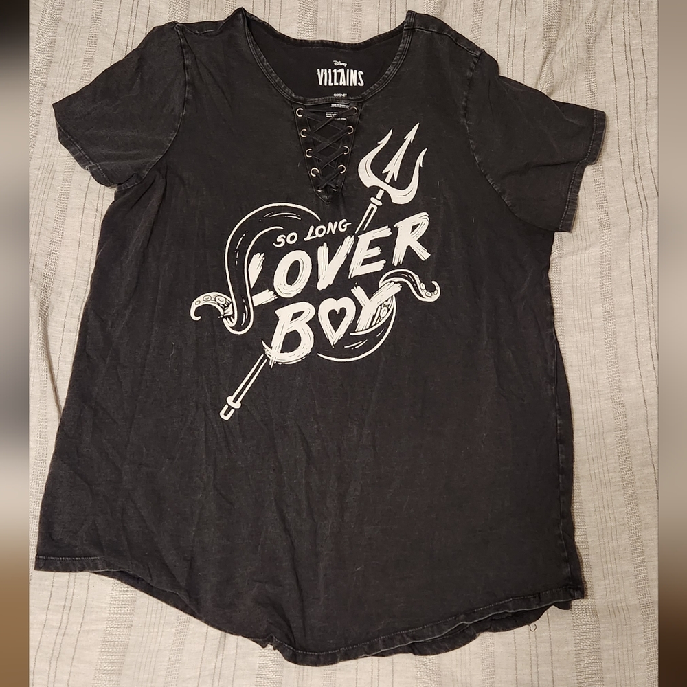 Torrid Disney villian lover boy lattice tshirt